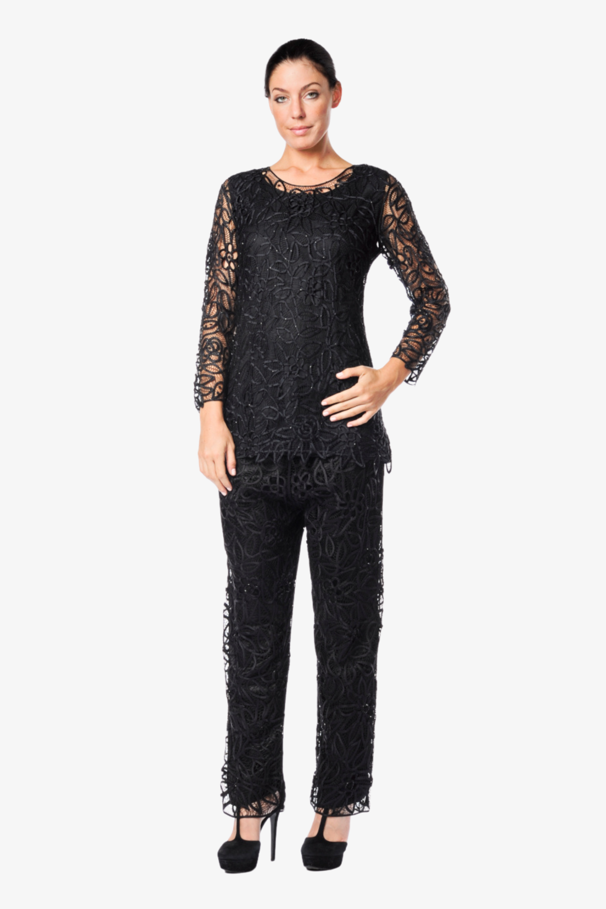 Soulmates C80783 Crocheted Lace Beaded Tunic Top with Pants Set